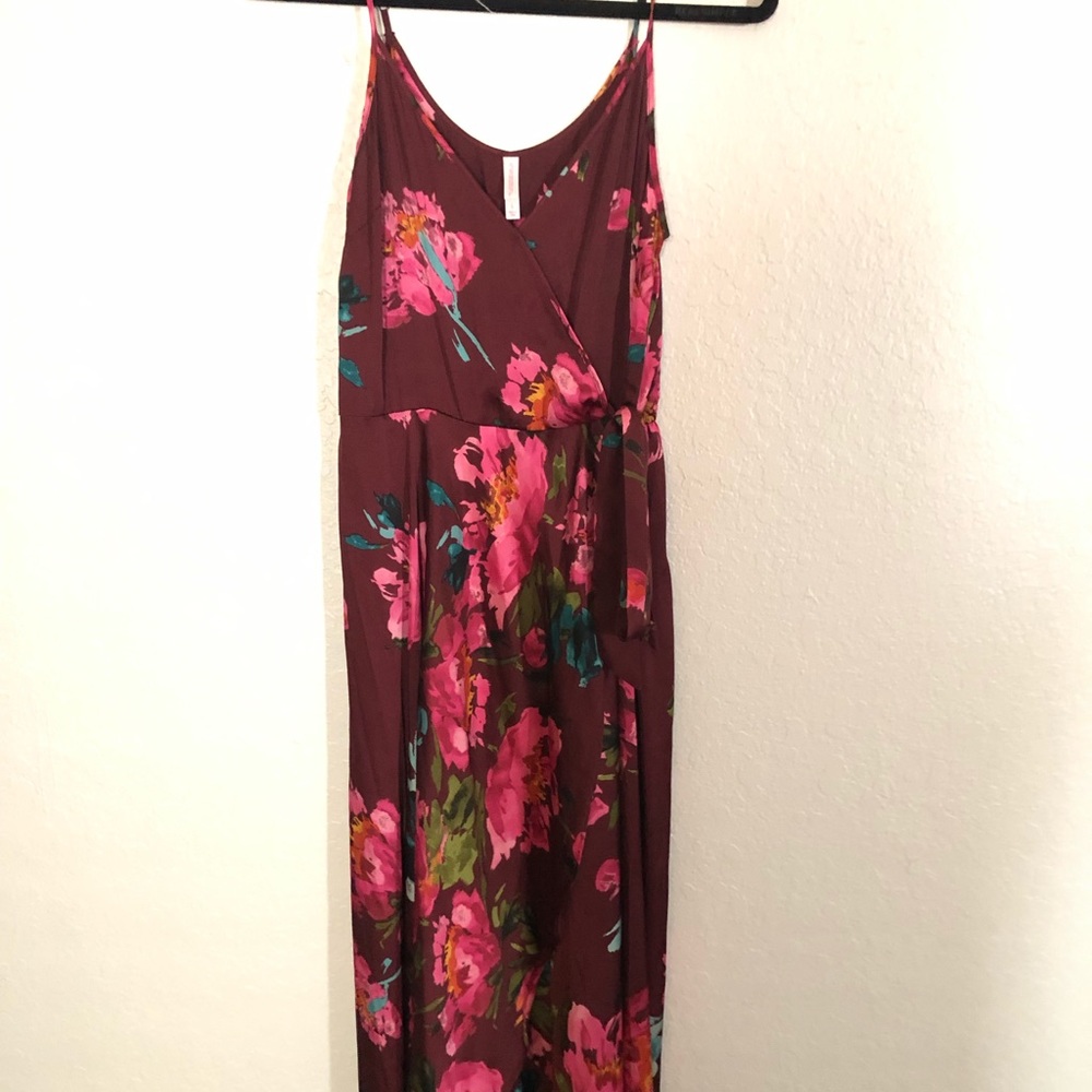 Floral bohemian maxi wrap dress